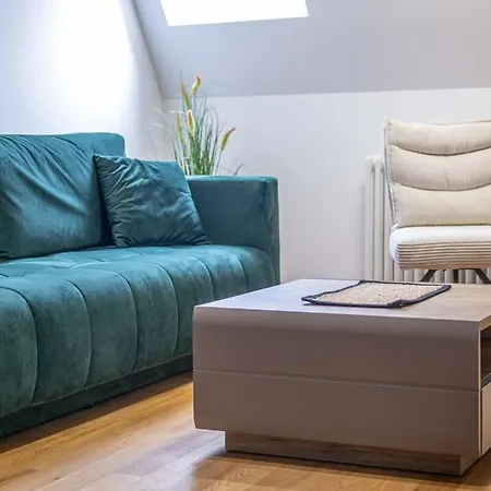 Spacious Stay For You & Family Apartment *