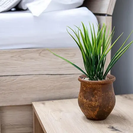 Spacious Stay For You & Family