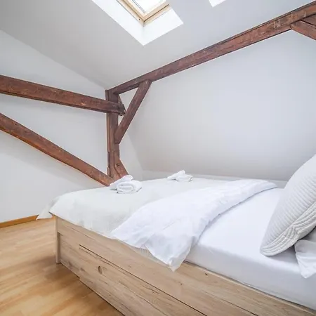 Spacious Stay For You & Family