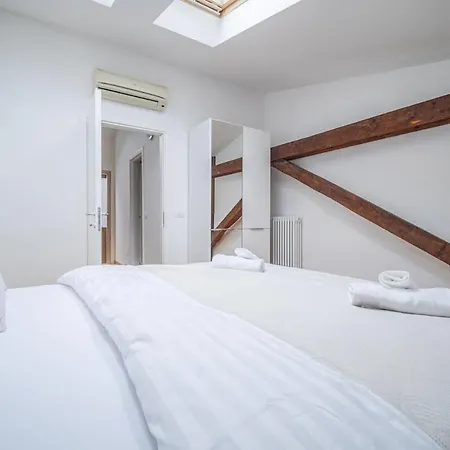 Spacious Stay For You & Family