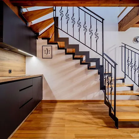 Spacious For & Family