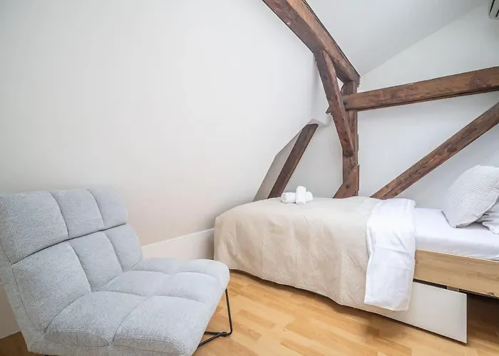 Spacious For & Family Appartement