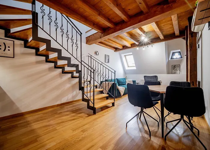 Appartement Spacious For & Family Košice